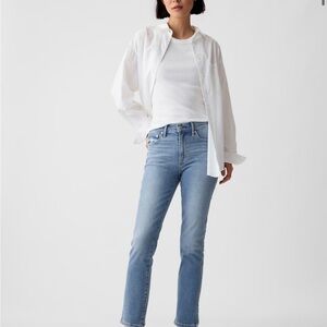 GAP High Waist Cigarette Straight Jean
